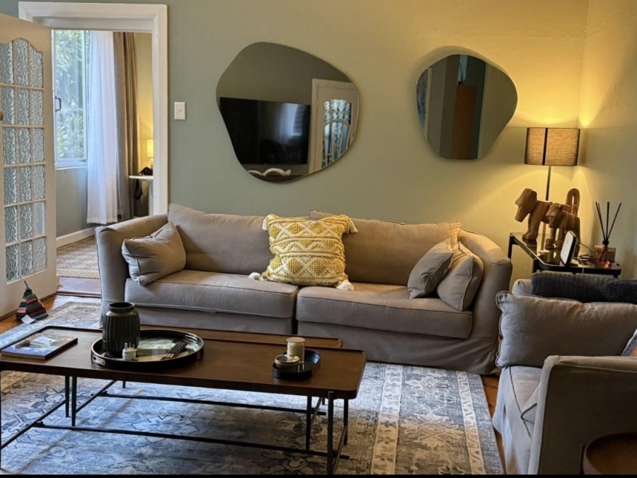 To Let 2 Bedroom Property for Rent in Green Point Western Cape